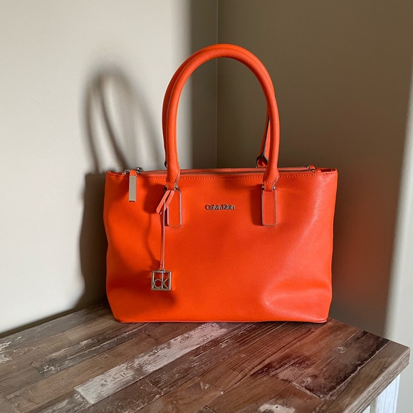 Calvin Klein Orange medium sized Tote bag - Picture 1 of 16